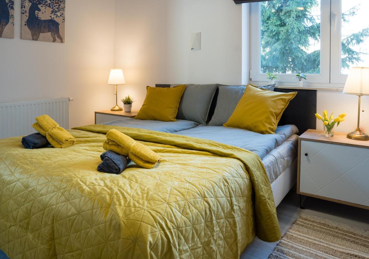 Apartament Sloneczny Kamienica Grochow With Free Parking 华沙 外观 照片